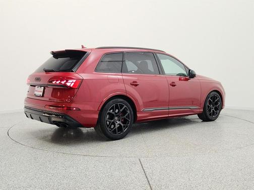 Chili Red Metallic 2025 Audi SQ7 4.0T Prestige