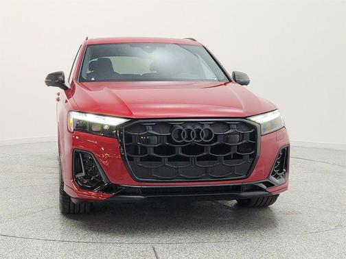 Chili Red Metallic 2025 Audi SQ7 4.0T Prestige
