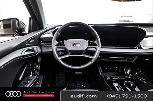 2025 Audi Q6 e-tron Premium Plus quattro