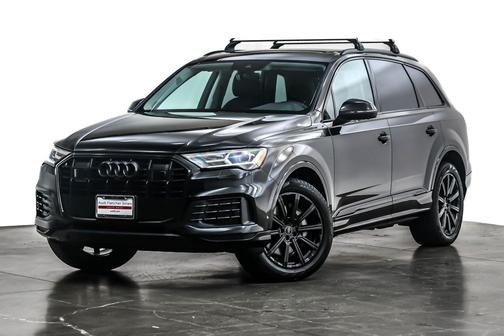 2022 Audi Q7 45 Premium Plus