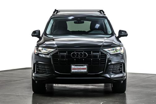 2022 Audi Q7 45 Premium Plus