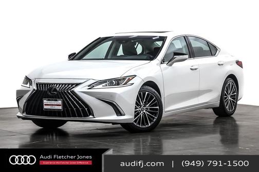 2025 Lexus ES 300h Base