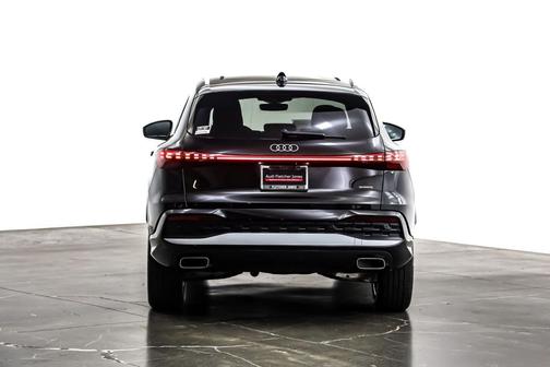 2025 Audi Q5 Premium