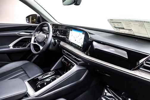 2025 Audi Q5 Premium