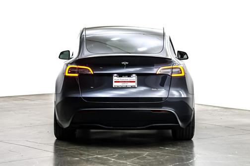 2024 Tesla Model Y Performance Dual Motor All-Wheel Drive