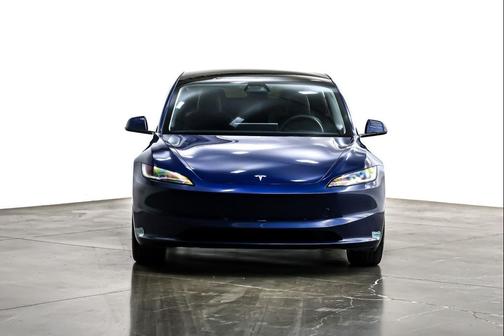 2025 Tesla Model 3 Long Range