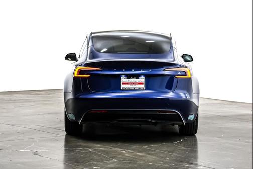 2025 Tesla Model 3 Long Range