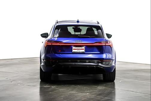 2024 Audi SQ8 4.0T Premium Plus