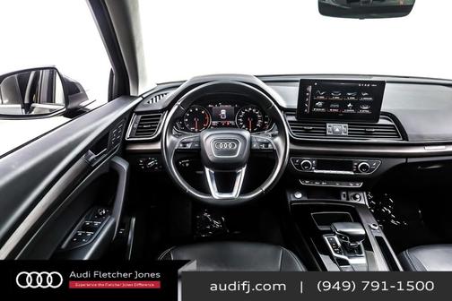 2022 Audi Q5 45 S line Premium