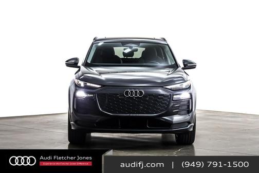 2025 Audi Q6 e-tron Premium Plus quattro