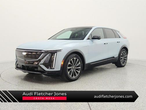 Nimbus Metallic 2024 Cadillac LYRIQ Sport
