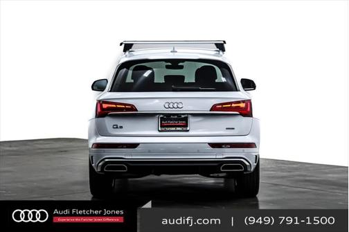 2024 Audi Q5 45 S line Premium