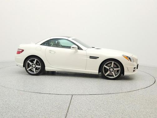 Diamond White Metallic 2015 Mercedes-Benz SLK-Class SLK350