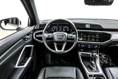 2025 Audi Q3 45 S line Premium Plus