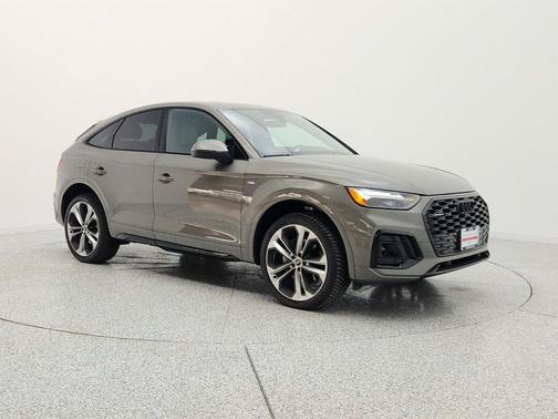 Chronos Gray Metallic 2023 Audi Q5 45 S line Premium Plus