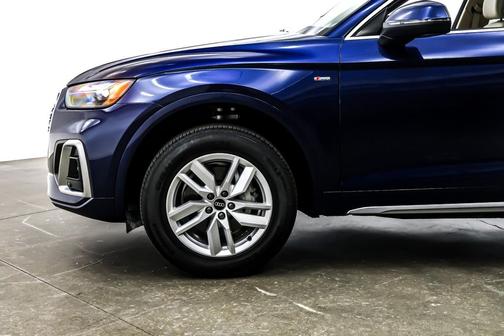 2023 Audi Q5 45 S line Premium