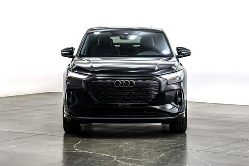 2023 Audi Q4 e-tron Premium Plus 50 quattro