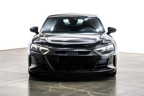 2022 Audi e-tron GT Prestige