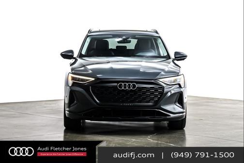 2024 Audi Q8 e-tron Premium Plus