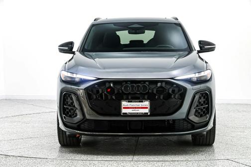 Daytona Gray Pearl Effect 2025 Audi SQ5 3.0T Premium Plus