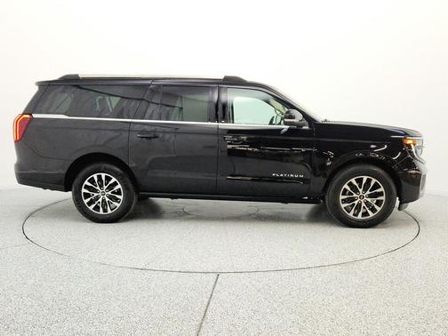 Agate Black Metallic 2025 Ford Expedition Max Platinum
