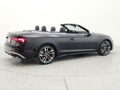 Mythos Black Metallic/Black Roof 2022 Audi S5 Premium Plus TFSI quattro Tiptronic
