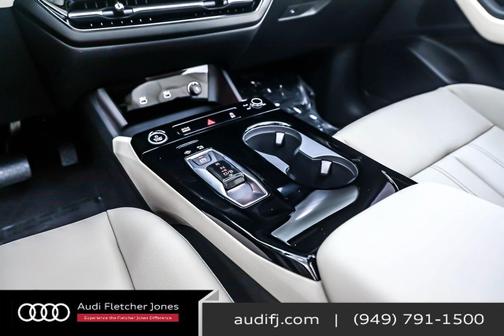 2025 Audi Q6 e-tron Premium Plus quattro