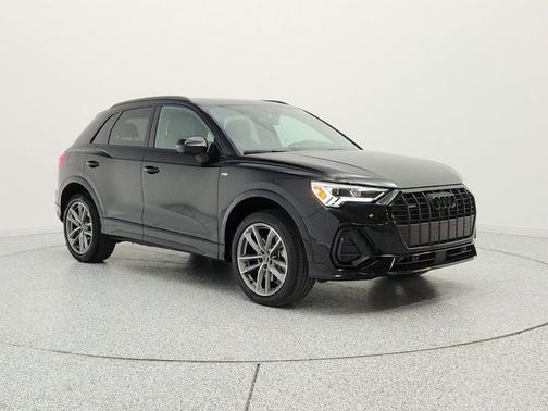 Mythos Black Metallic 2024 Audi Q3 Premium 45 TFSI S line quattro Tiptronic