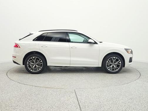 Carrara White 2023 Audi Q8 55 Premium