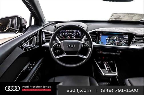 2025 Audi Q4 e-tron Premium Plus 55 quattro