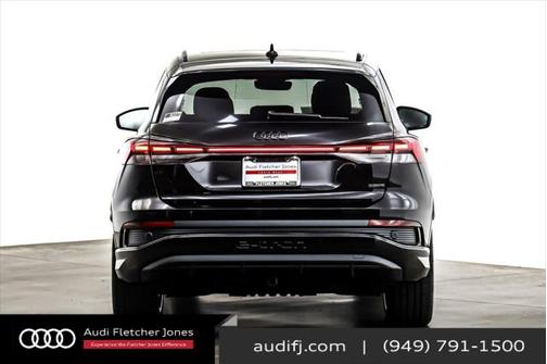 2025 Audi Q4 e-tron Premium Plus 55 quattro