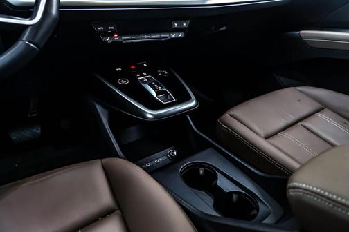 2023 Audi Q4 e-tron Premium Plus 50 quattro