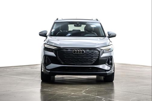 2024 Audi Q4 e-tron Premium Plus 50 quattro