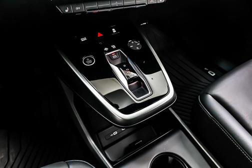 2024 Audi Q4 e-tron Premium Plus 50 quattro