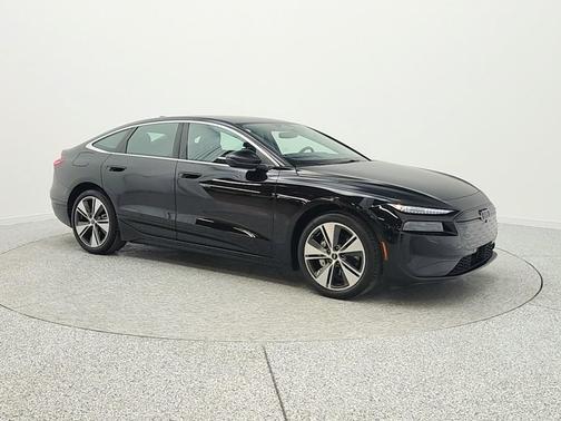 Mythos Black Metallic 2025 Audi A6 e-tron Premium Plus