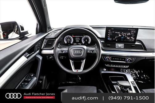 2024 Audi Q5 55 S line Prestige