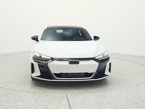 Suzuka Gray Metallic 2024 Audi e-tron GT Premium Plus quattro