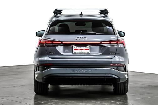 2024 Audi Q4 e-tron Premium Plus 55 quattro