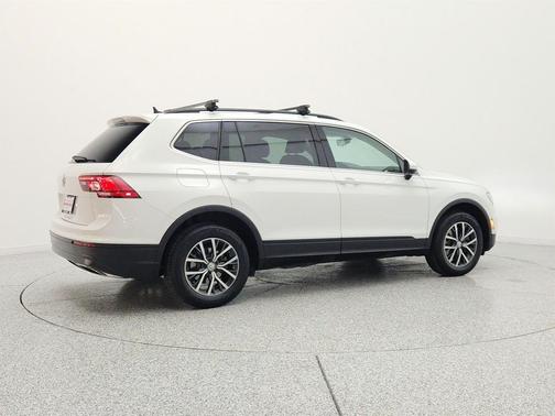 Pure White 2019 Volkswagen Tiguan 2.0T SE