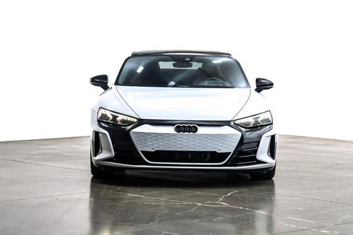 2023 Audi e-tron GT Premium Plus quattro