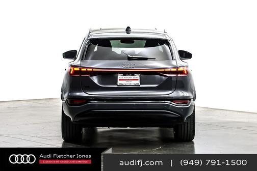 2025 Audi Q6 e-tron Premium Plus quattro