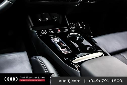 2025 Audi Q6 e-tron Premium Plus quattro