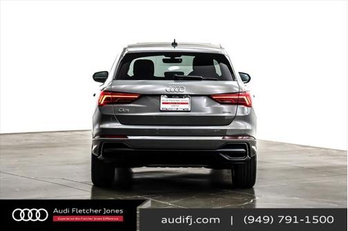 2024 Audi Q3 Premium 45 TFSI S line quattro Tiptronic