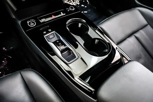 2025 Audi Q6 e-tron Premium