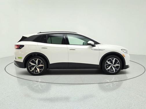 Opal White Pearl 2023 Volkswagen ID.4 Pro S