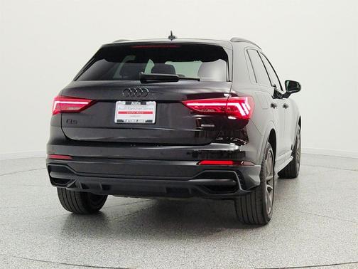 Mythos Black Metallic 2022 Audi Q3 45 S line Premium Plus