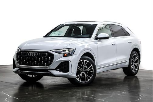 2025 Audi Q8 55 Premium Plus