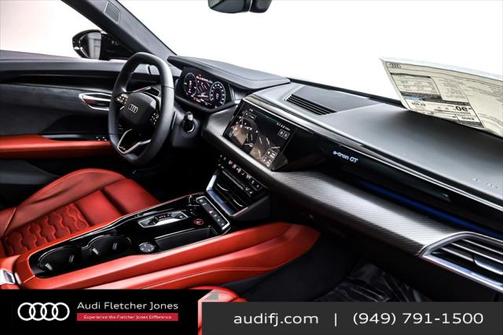 2025 Audi S e-tron GT Premium Plus