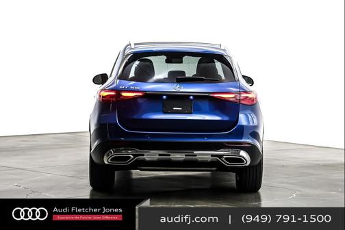 2025 Mercedes-Benz GLC 300 Base