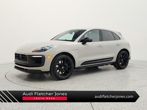 Chalk 2024 Porsche Macan Macan GTS